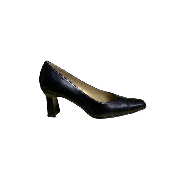 Stuart Weitzman Black Leather Corpcore Pumps - Size 7AA - Picture 1 of 7